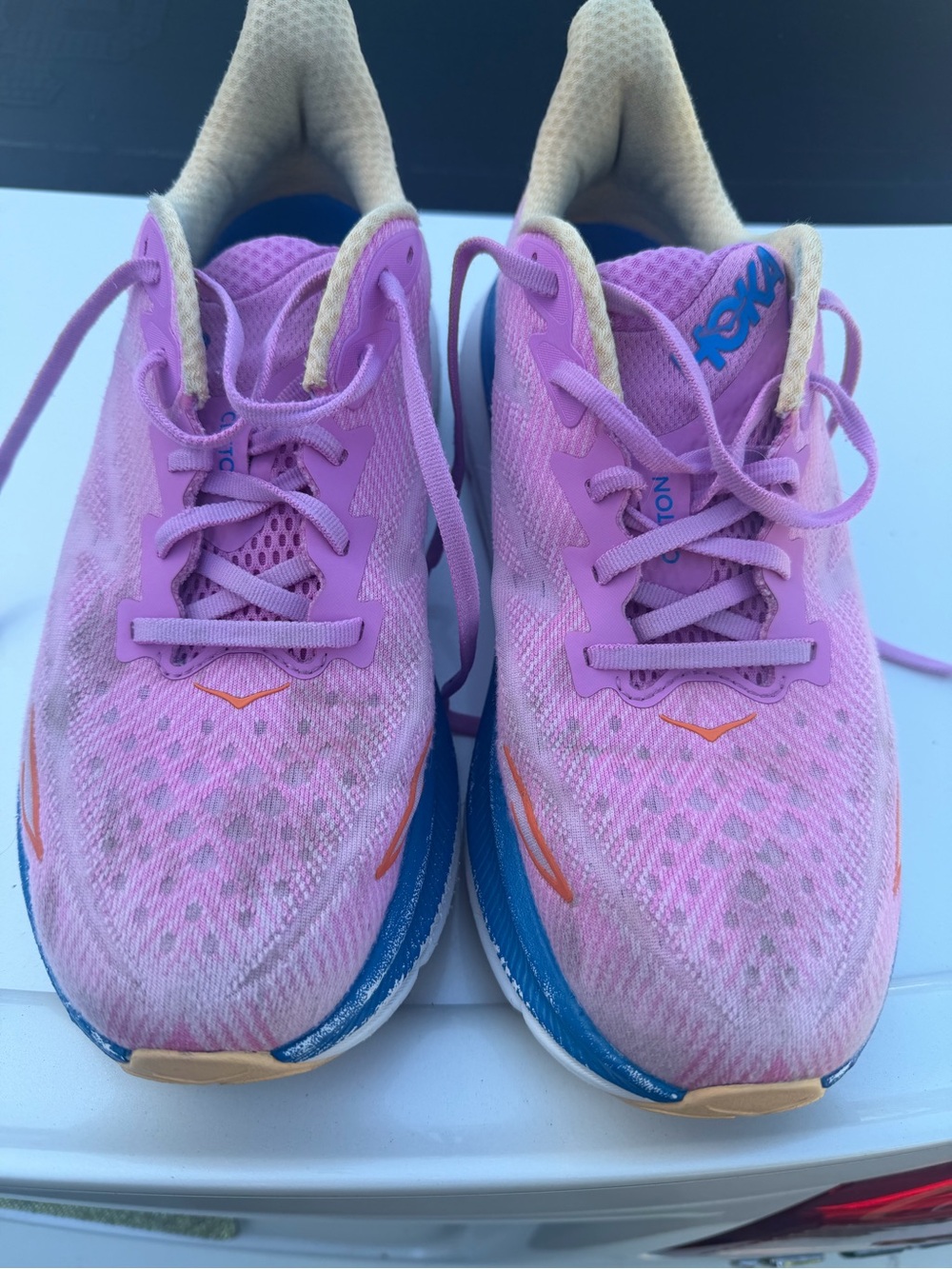 Hoka Womens Clifton Running Shoes size 10B